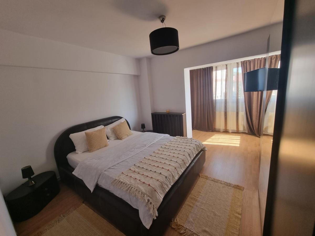 Clau Home Hunedoara Exteriér fotografie